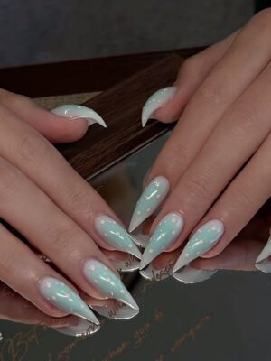 IMG_5290 Mint Cream Tips