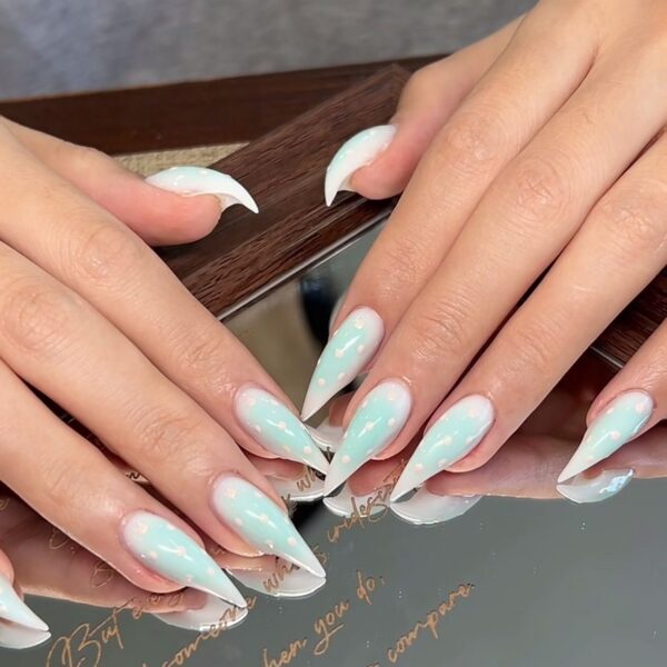 Mint Cream Tips
